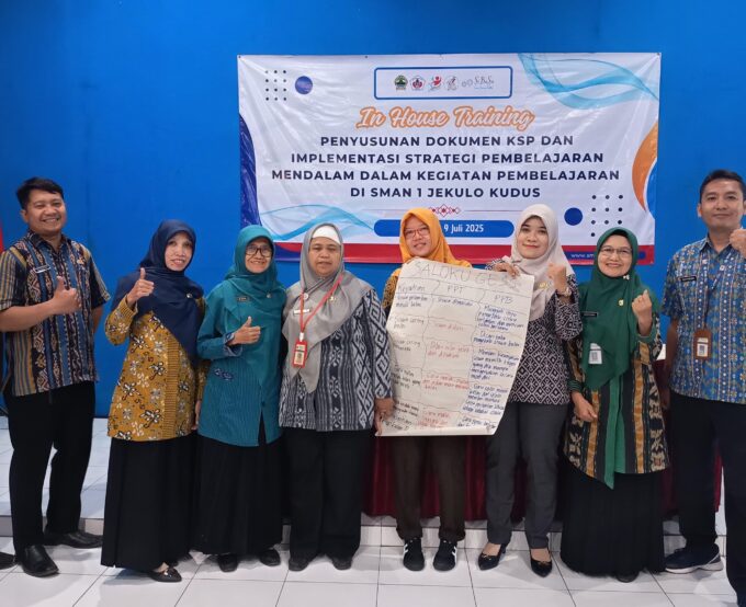Pola Pikir Bertumbuh Guru SMA Negeri 1 Jekulo