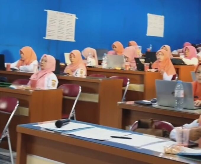 Praktik Penyusunan Perencanaan Pembelajaran Mendalam Guru SMA Negeri 1 Jekulo