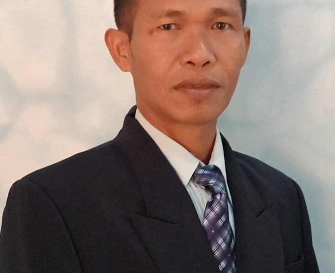 Lasmin, S.Pd, M.Pd: Terus Berusaha dan Menginspirasi