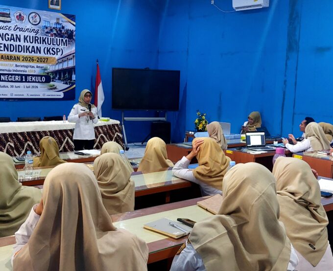 Guru SMA Negeri 1 Jekulo Melaksanakan Diseminasi Inkuiri Kolaboratif,  KKPM, PPB, dan PID