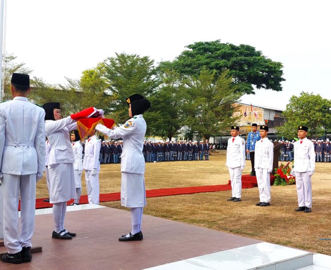 Upacara Bendera HUT ke-81 Kemerdekaan RI di SMA Negeri 1 Jekulo